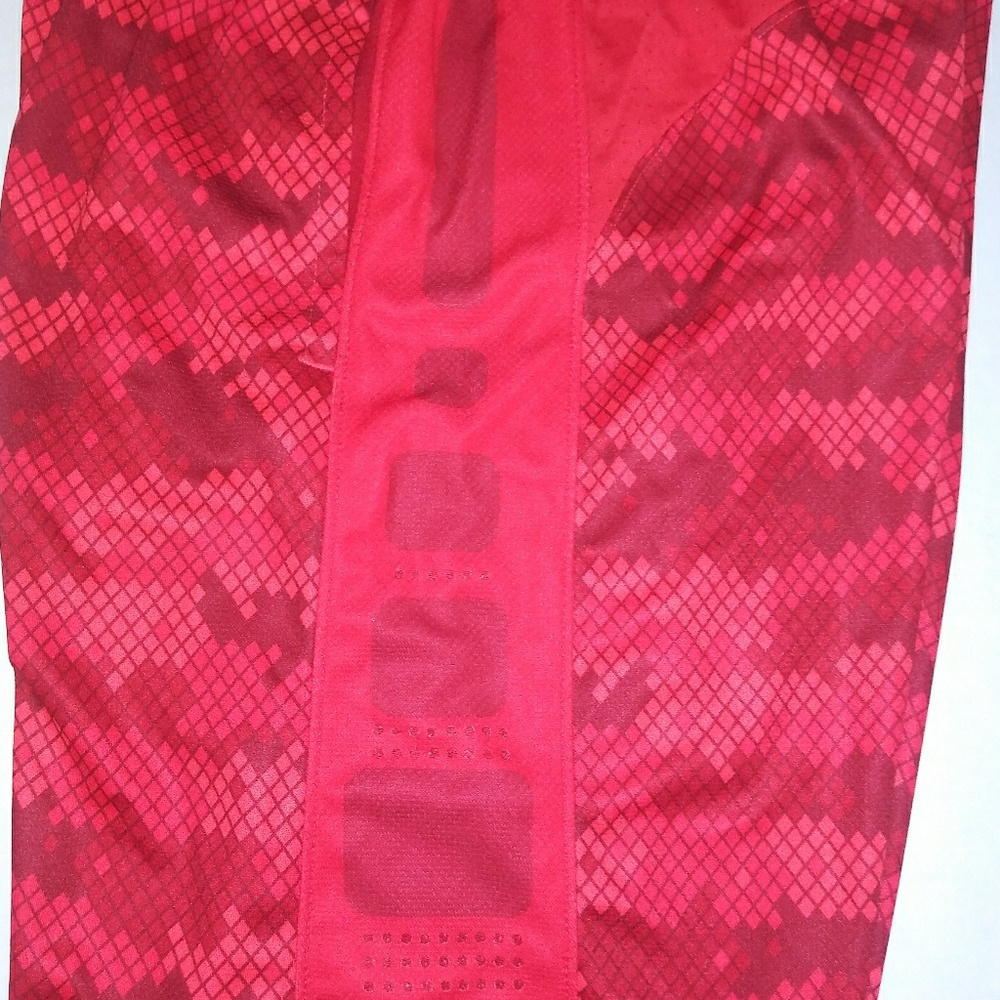 Nike elite basketball shorts. New. Kids Sizes - Picture 3 of 8